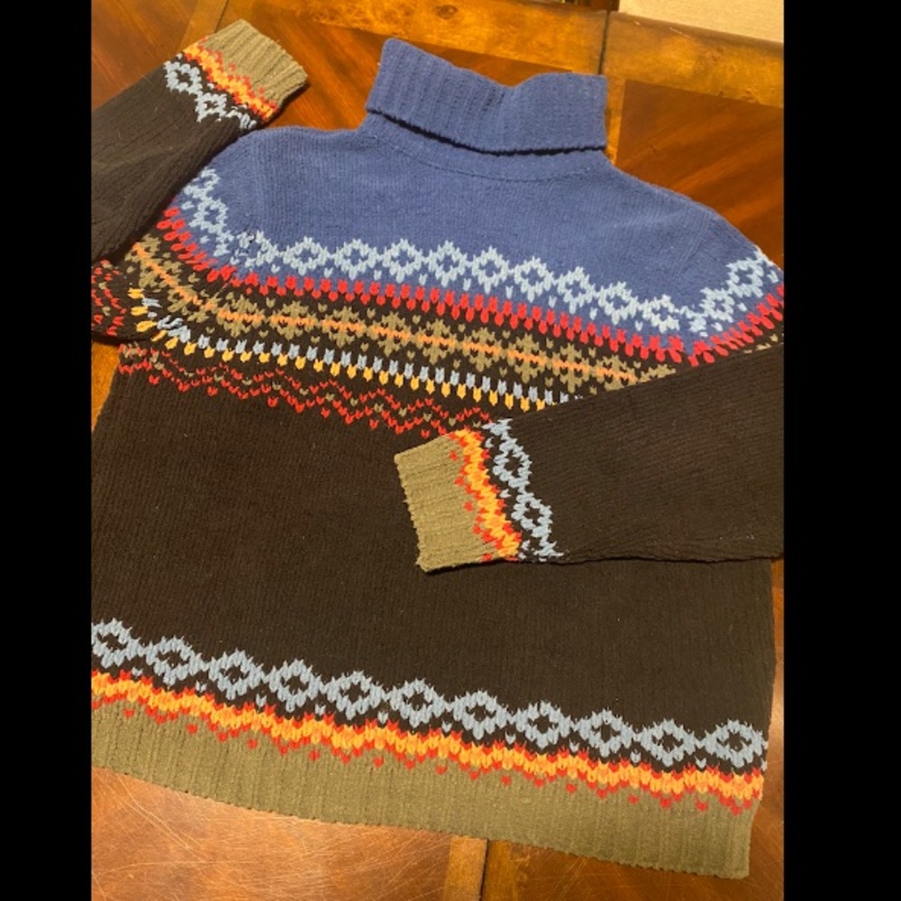 Cozy Multicolor Turtleneck Sweater - Picture 1 of 5